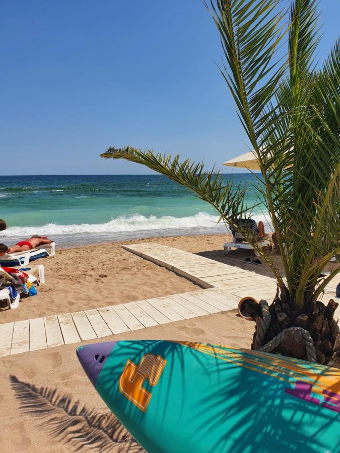 Apartament Sunway Alezzi Beach Năvodari Esterno foto