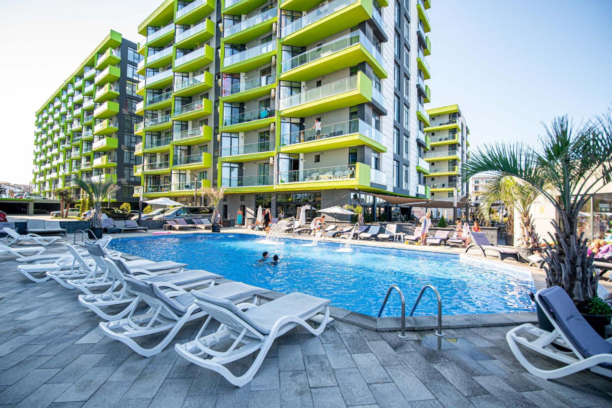 Apartament Sunway Alezzi Beach Năvodari Esterno foto