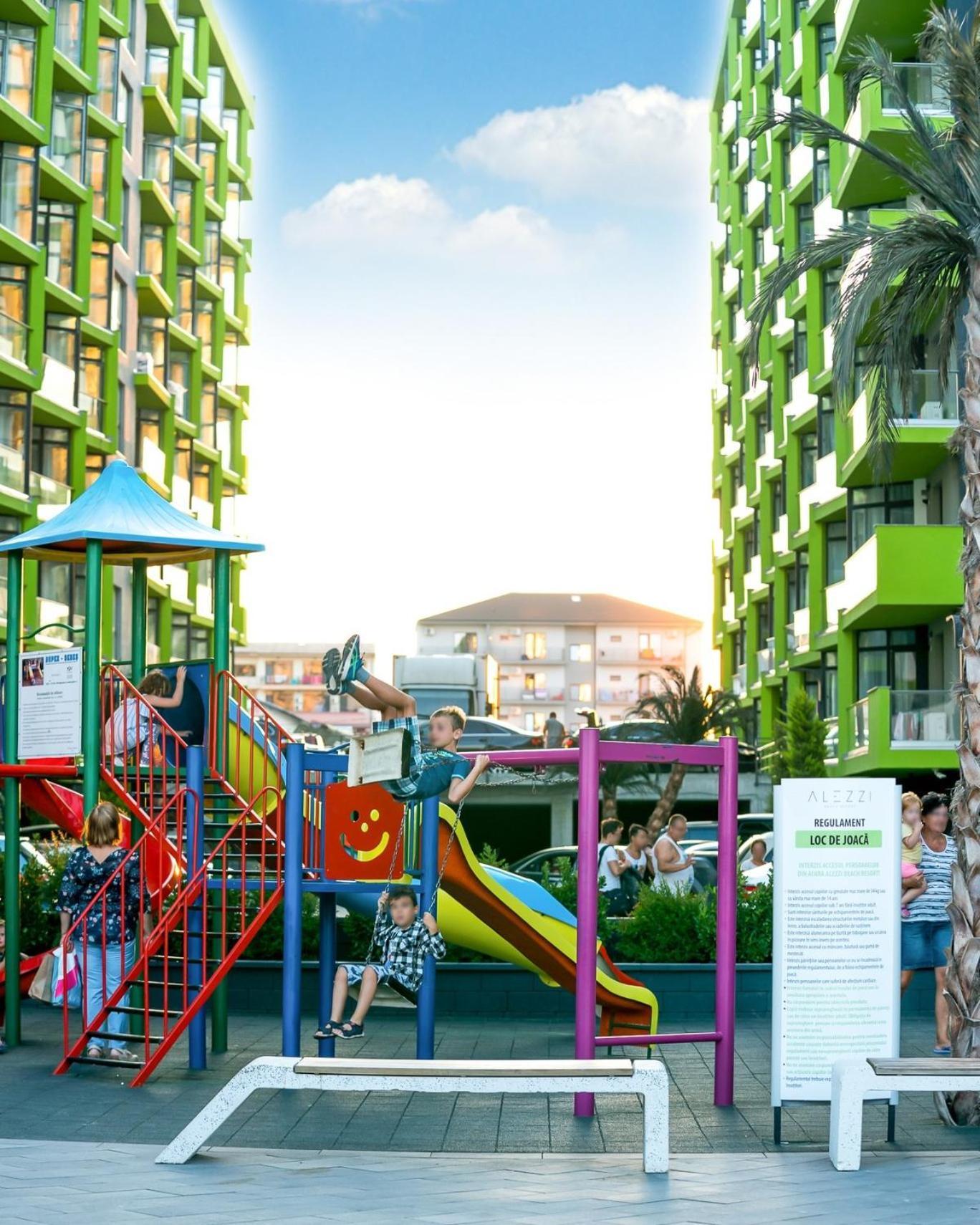 Apartament Sunway Alezzi Beach Năvodari Esterno foto