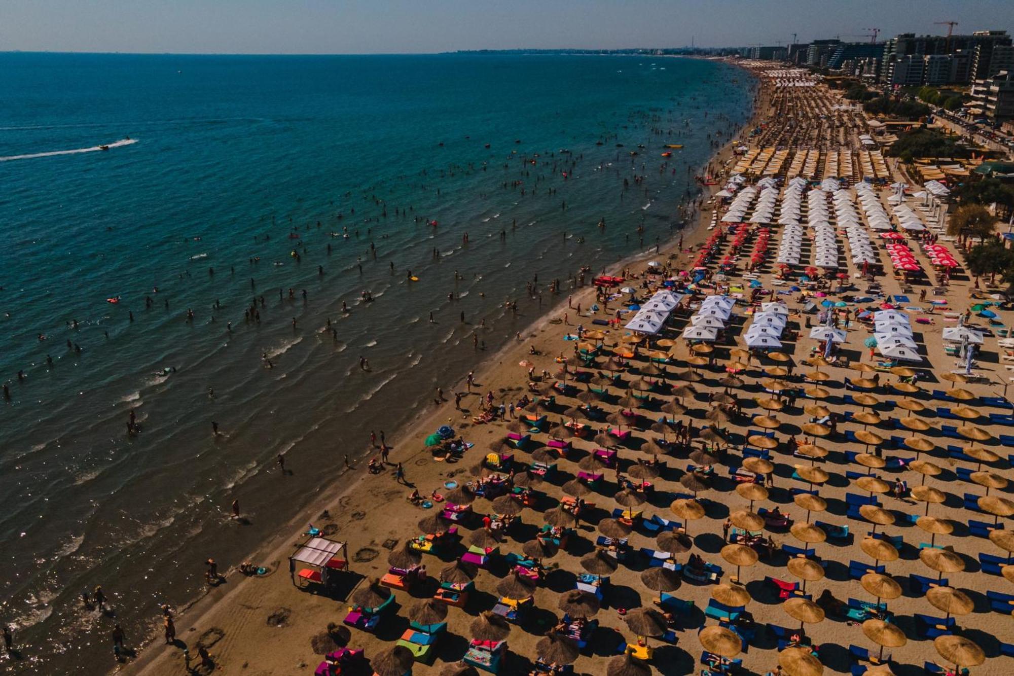 Apartament Sunway Alezzi Beach Năvodari Esterno foto