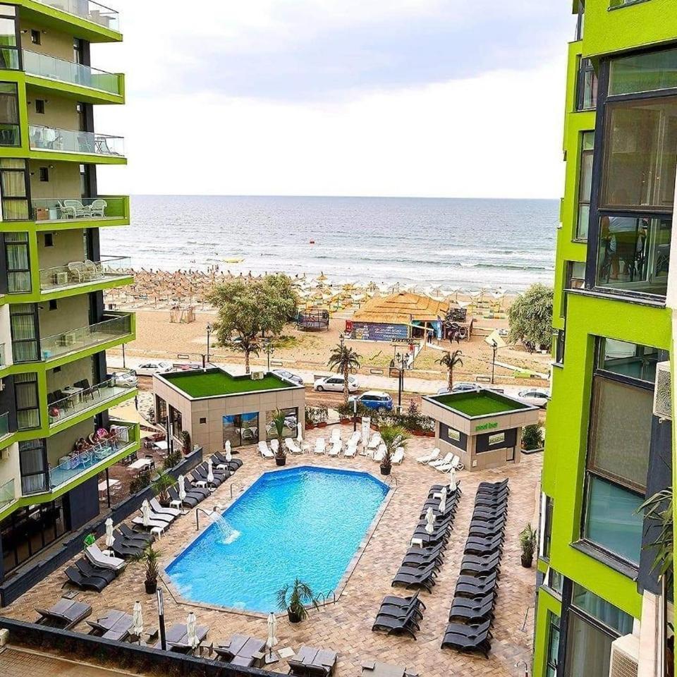 Apartament Sunway Alezzi Beach Năvodari Esterno foto